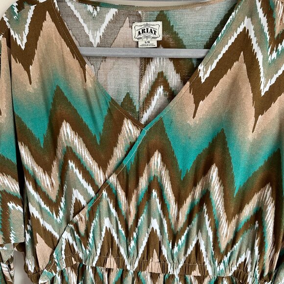 Ariat Chevron Midi Dress – Boho /Western Chic with Asymmetrical Flair Sz L - Picture 6 of 9
